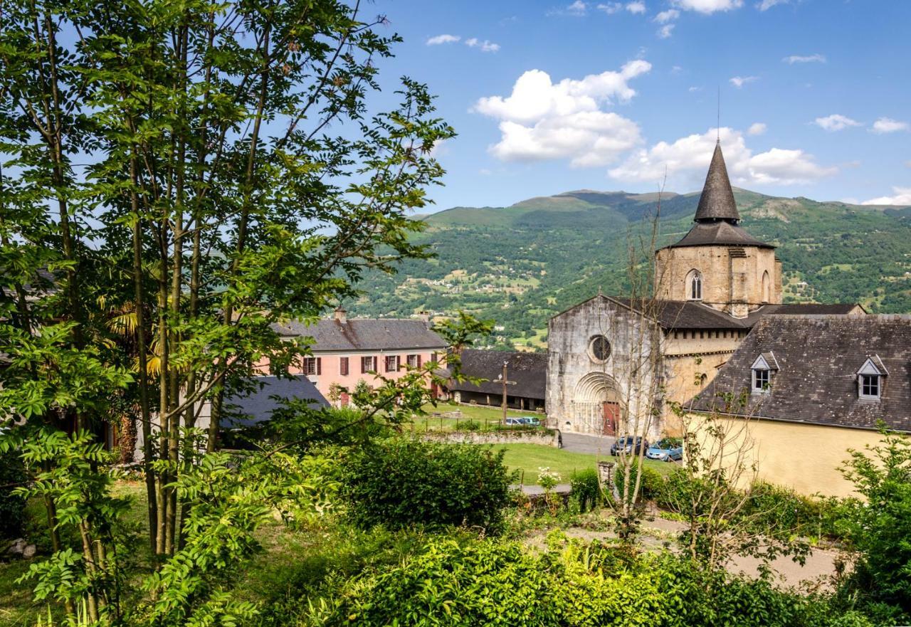 Pyrenees Cycling Lodge Saint-Savin  Εξωτερικό φωτογραφία